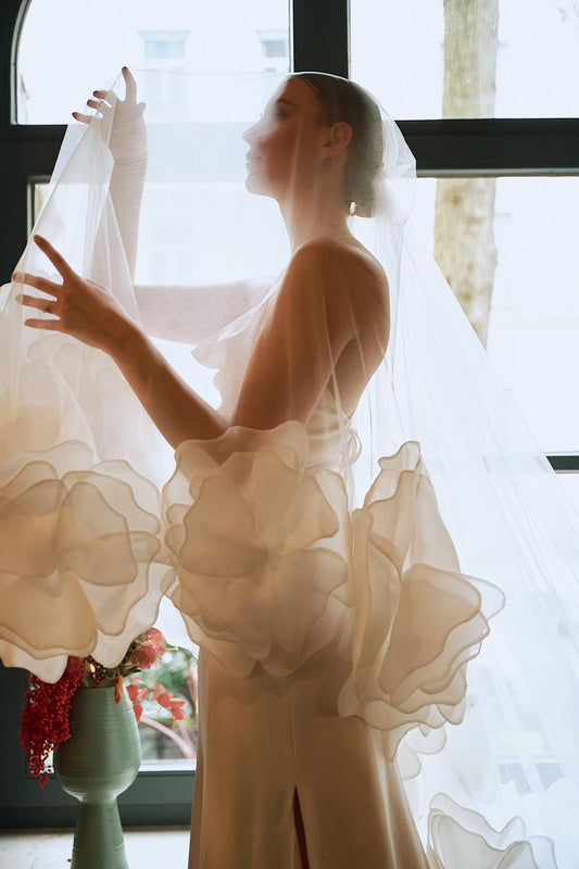 Long bridal veil