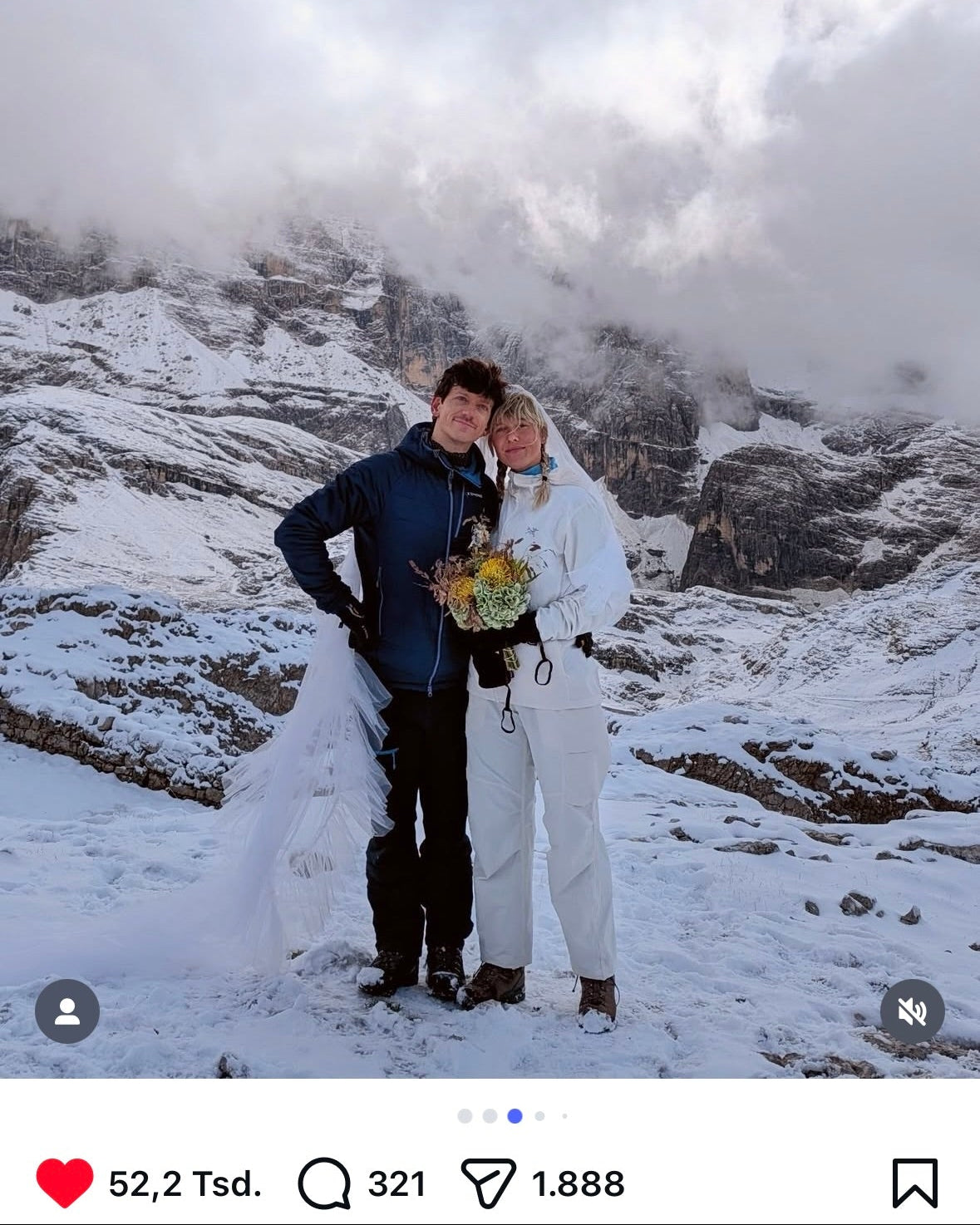 Hochzeit_Influencerin_Gesina_Dem_trägt_MOANA_Brautschleier_AHI_lang_@gesinadem