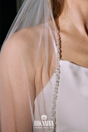 MOANA_Braut_Mit_Brautschleier_Lang_Mit_Glitzerrand_KAJI_Details