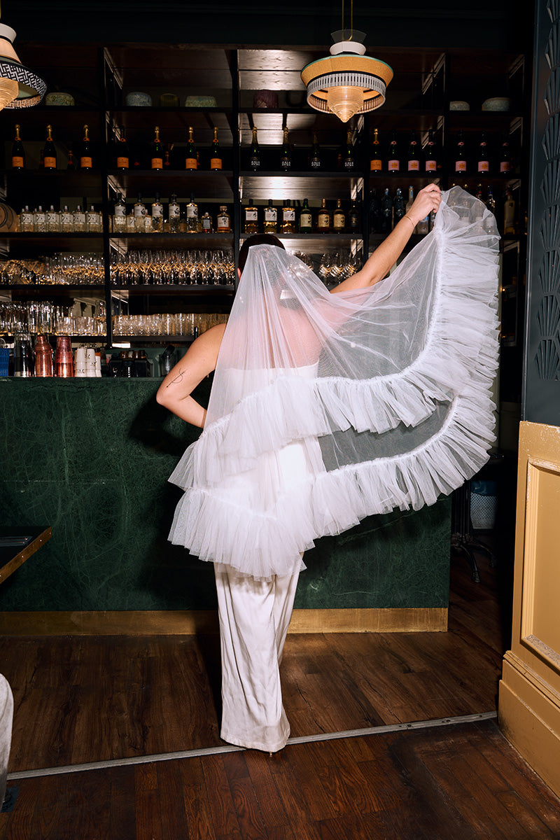 MOANA_Brautschleier_kurz_mit_Volant_KEHEA_vorne