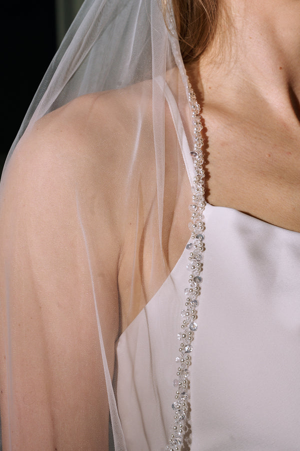 MOANA_Brautschleier_lang_mit_Strass_KAJI_details