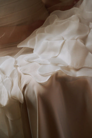 MOANA_Brautschleier_mit_großen_Blumen_HOMOKA_details