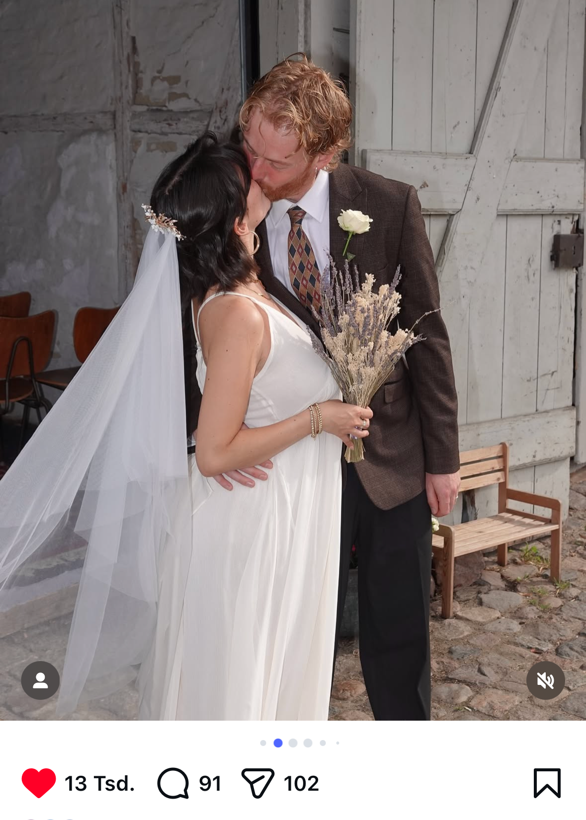 Bride_Influencer_Assie_Riad_wearing_MOANA_Bridal_Veil_Short_KEKAI